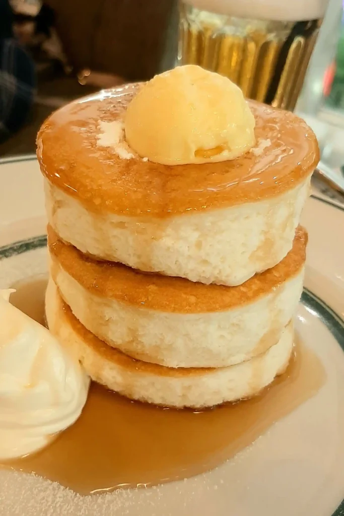 Fluffy-Japanese-Soufflé-Pancakes